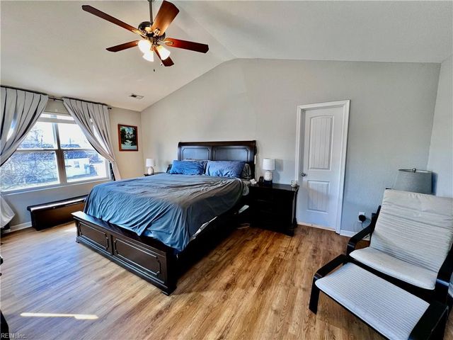 417 Dixie DR, Norfolk, VA 23505