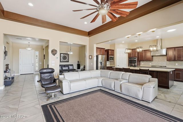 935 W Zebra Tail Court, Tucson, AZ 85755