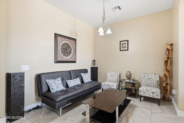 935 W Zebra Tail Court, Tucson, AZ 85755