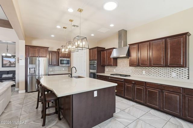 935 W Zebra Tail Court, Tucson, AZ 85755