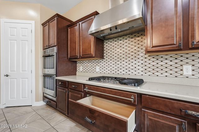 935 W Zebra Tail Court, Tucson, AZ 85755