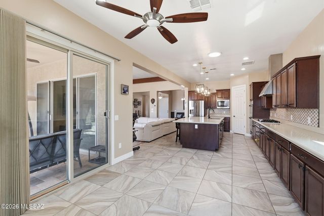 935 W Zebra Tail Court, Tucson, AZ 85755