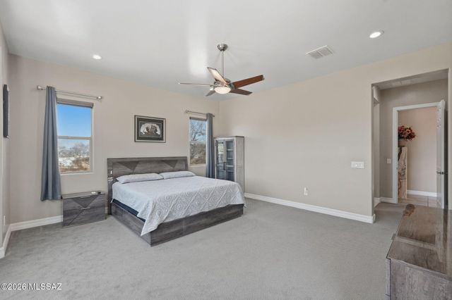 935 W Zebra Tail Court, Tucson, AZ 85755