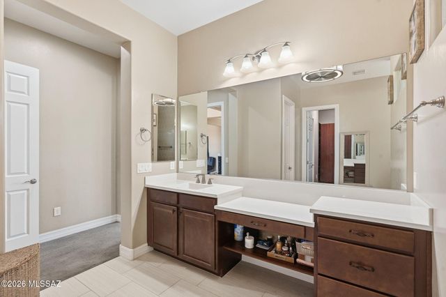 935 W Zebra Tail Court, Tucson, AZ 85755