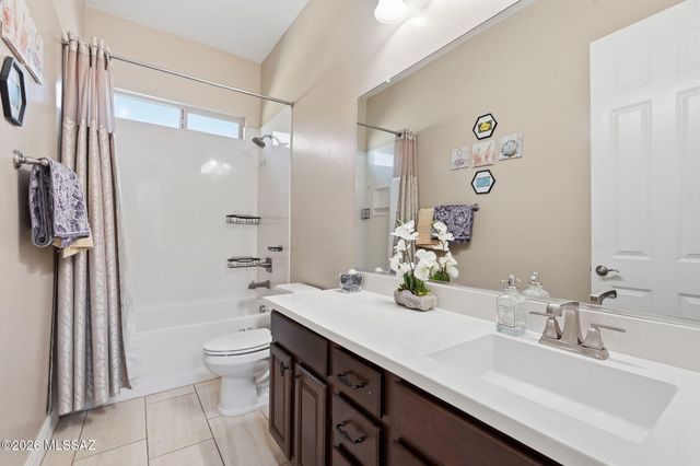 935 W Zebra Tail Court, Tucson, AZ 85755