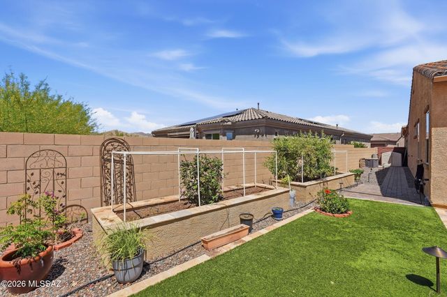 935 W Zebra Tail Court, Tucson, AZ 85755