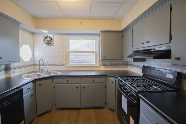 108 S Main Street, Plainwell, MI 49080