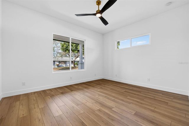 4584 17TH AVENUE N, St Petersburg, FL 33713