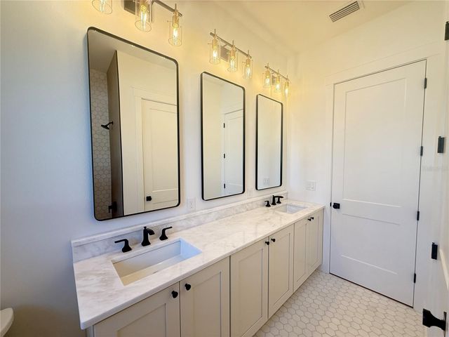 4584 17TH AVENUE N, St Petersburg, FL 33713