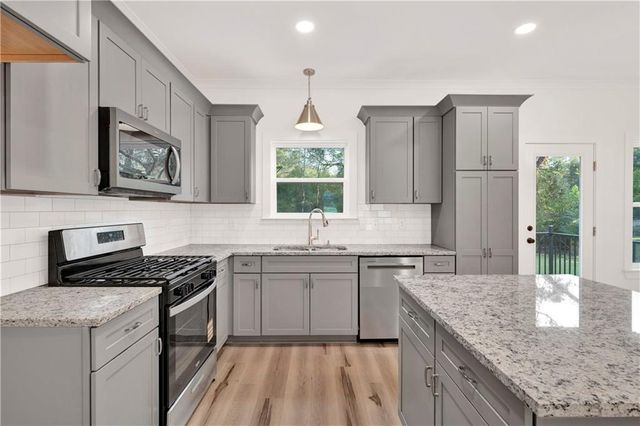 5161 Fairland Drive, Mobile, AL 36619