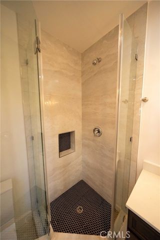 17437 Oak Creek Court, Encino (los Angeles), CA 91316