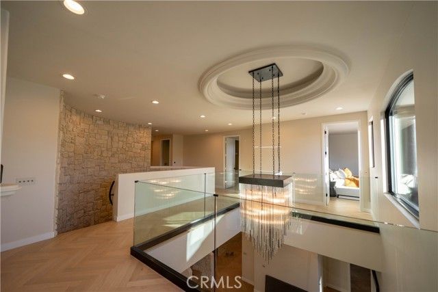 17437 Oak Creek Court, Encino (los Angeles), CA 91316