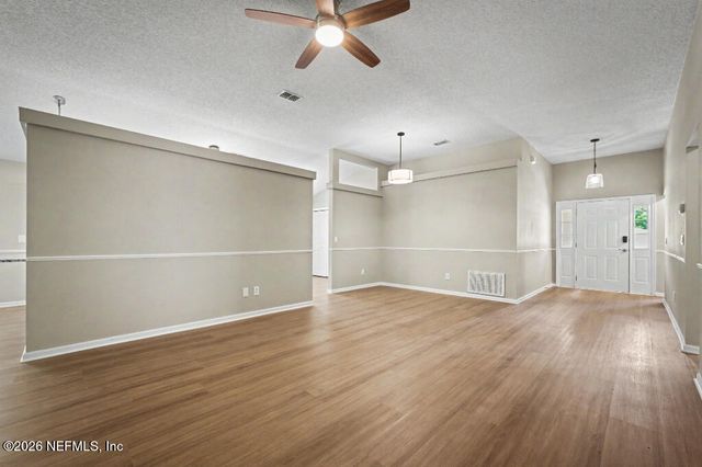 2995 TUSCARORA Trail, Middleburg, FL 32068