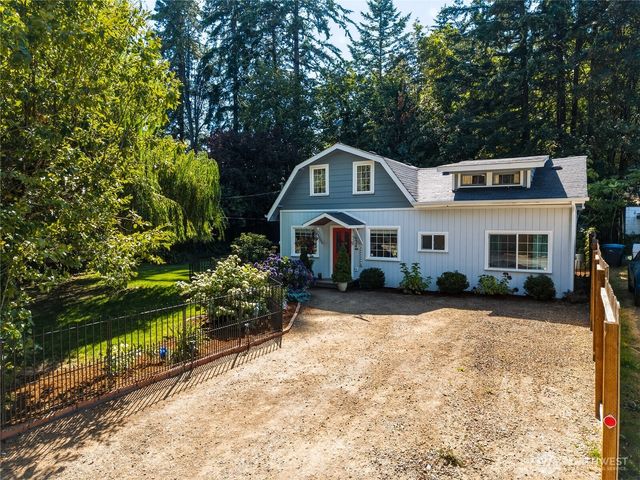 1224 West Avenue, Port Orchard, WA 98366