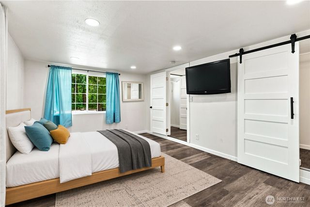 1224 West Avenue, Port Orchard, WA 98366