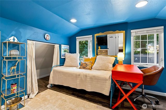 1224 West Avenue, Port Orchard, WA 98366