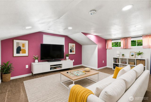 1224 West Avenue, Port Orchard, WA 98366