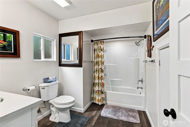 1224 West Avenue, Port Orchard, WA 98366