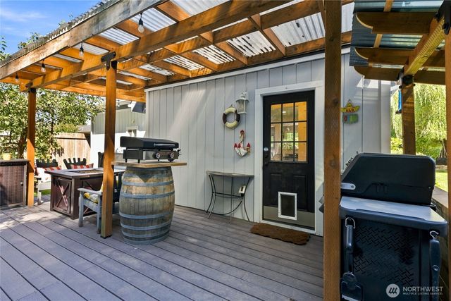 1224 West Avenue, Port Orchard, WA 98366
