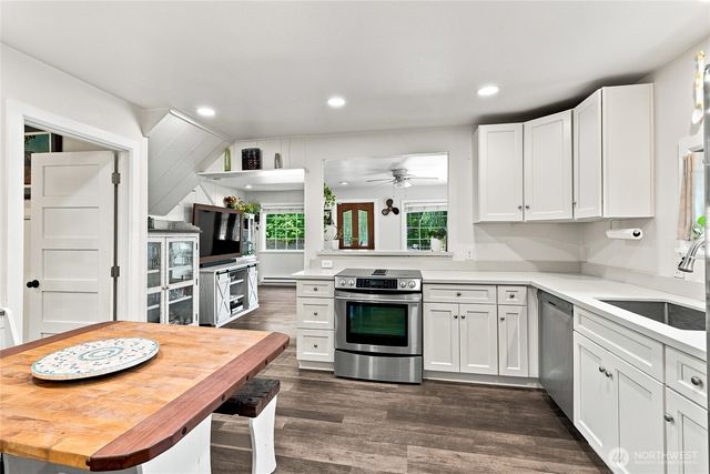 1224 West Avenue, Port Orchard, WA 98366