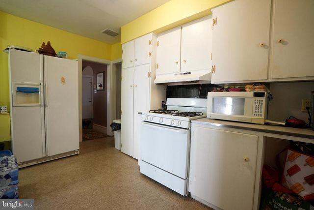 915 W MAIN ST W, Millville, NJ 08332
