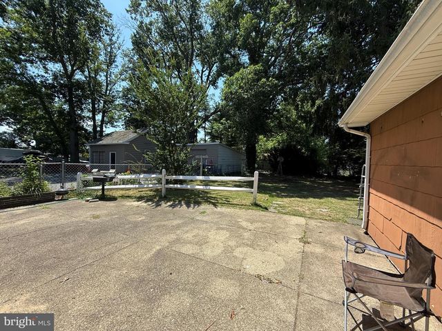 915 W MAIN ST W, Millville, NJ 08332