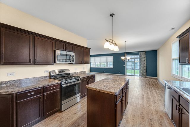 16932 Balaton Court, Lockport, IL 60441