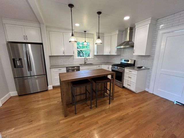 301 Grayson ST, Portsmouth, VA 23707