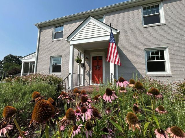 301 Grayson ST, Portsmouth, VA 23707