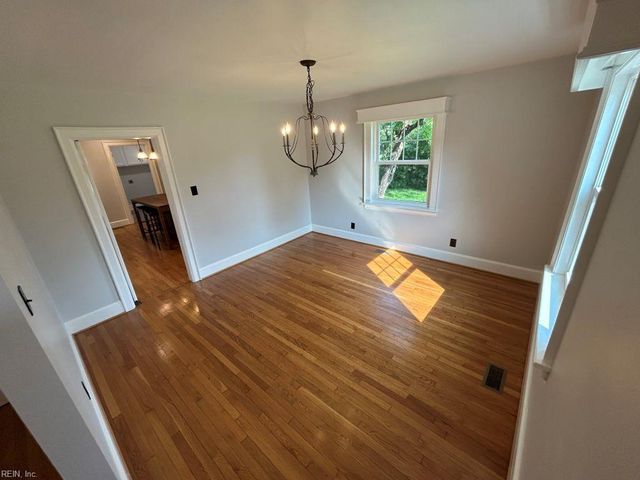 301 Grayson ST, Portsmouth, VA 23707