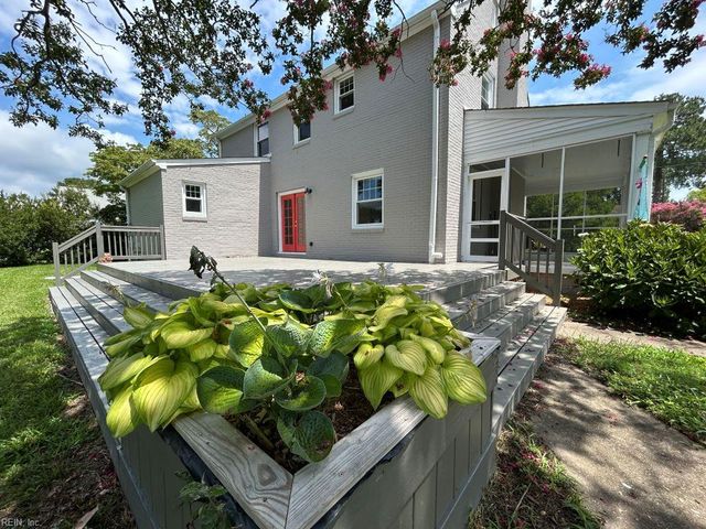 301 Grayson ST, Portsmouth, VA 23707
