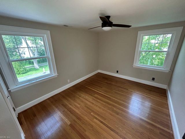 301 Grayson ST, Portsmouth, VA 23707