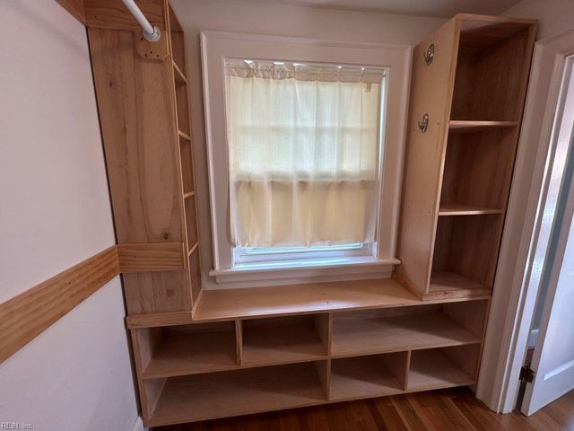 301 Grayson ST, Portsmouth, VA 23707