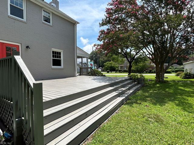301 Grayson ST, Portsmouth, VA 23707