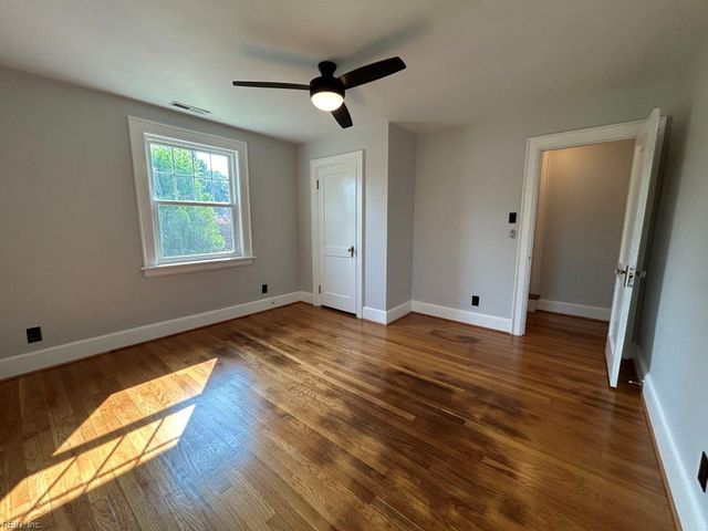 301 Grayson ST, Portsmouth, VA 23707