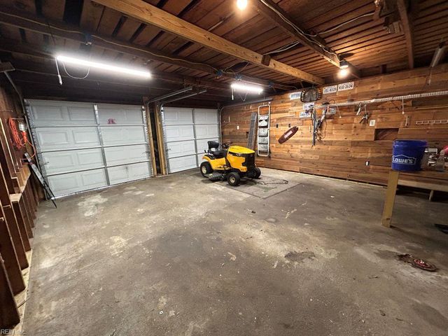 301 Grayson ST, Portsmouth, VA 23707