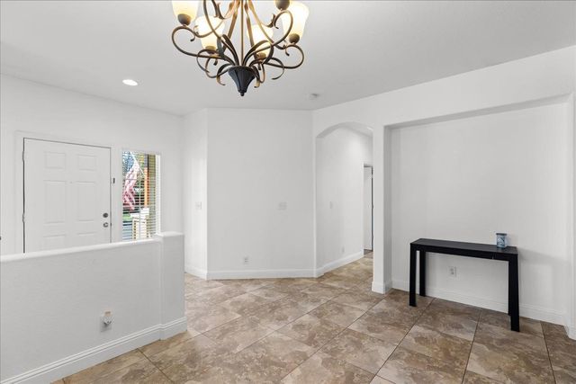 1528 Burchell Hill Dr, Oakdale, CA 95361