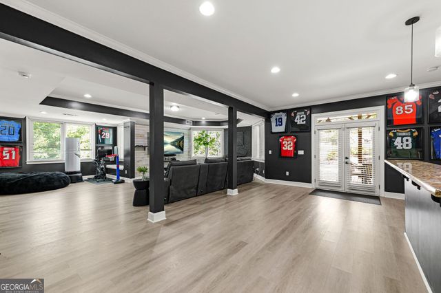 376 Lum Crowe Road, Roswell, GA 30075