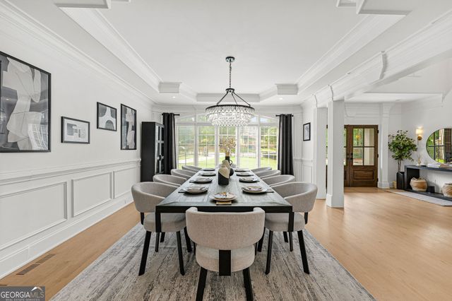 376 Lum Crowe Road, Roswell, GA 30075