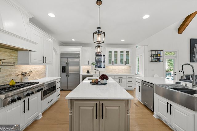 376 Lum Crowe Road, Roswell, GA 30075