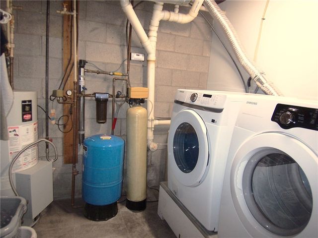 7185 Sutton Rd, Arcadia, NY 14513