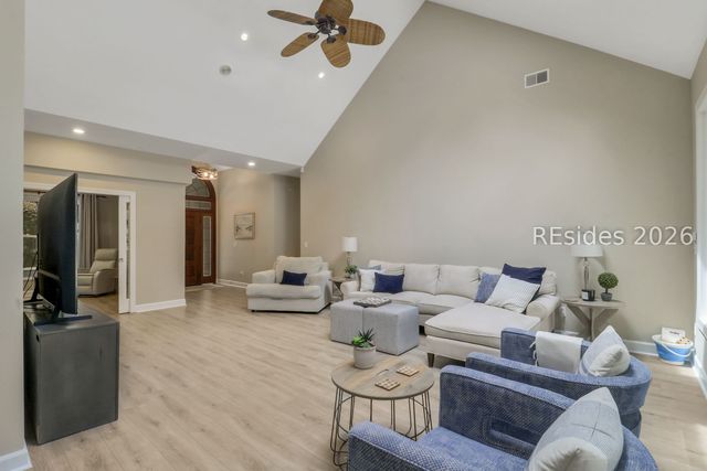 68 Wedgefield Dr, Hilton Head Island, SC 29926