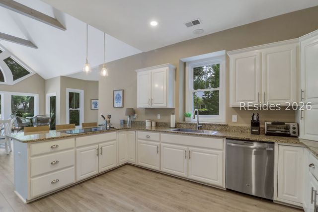 68 Wedgefield Dr, Hilton Head Island, SC 29926