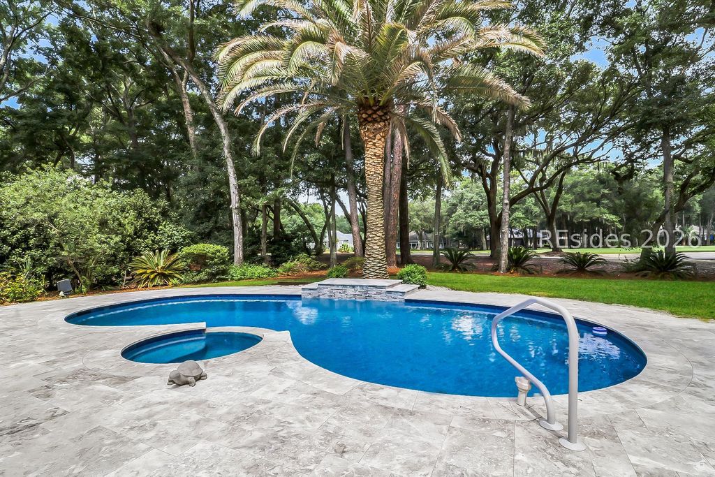 68 Wedgefield Dr, Hilton Head Island, SC 29926