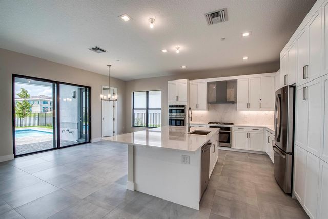 13559 Nesting Pines Way, Palm Beach Gardens, FL 33412