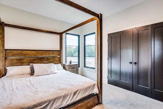 4612 N RIDGE PORT ST., Wichita, KS 67205