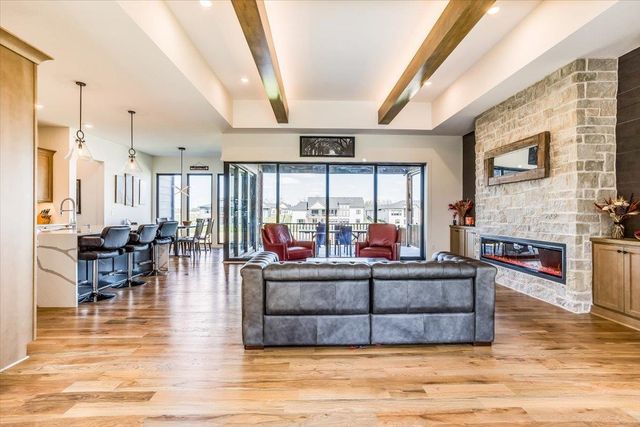 4612 N RIDGE PORT ST., Wichita, KS 67205