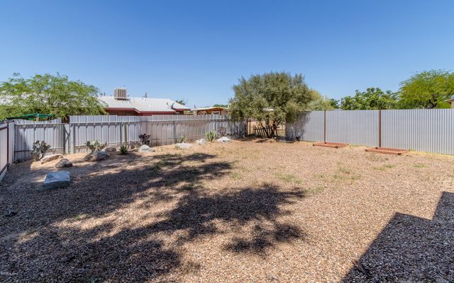 3307 N Tyndall Avenue, Tucson, AZ 85719