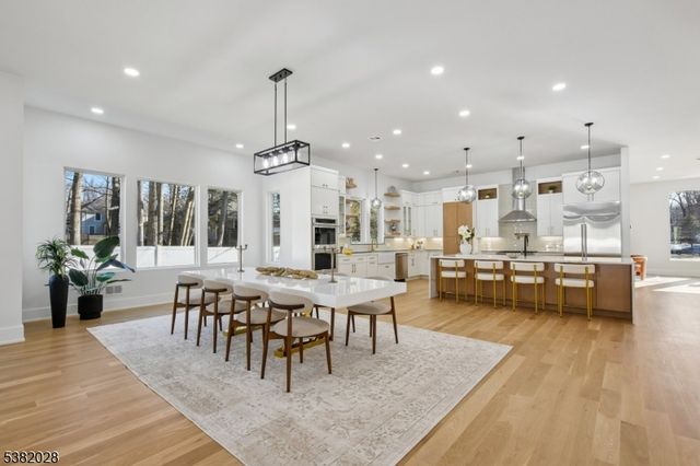 19 Highlander Dr, Scotch Plains Twp., NJ 07076