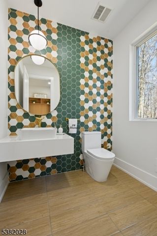 19 Highlander Dr, Scotch Plains Twp., NJ 07076